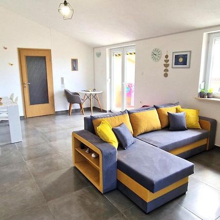 Apartment Goran Крк Экстерьер фото