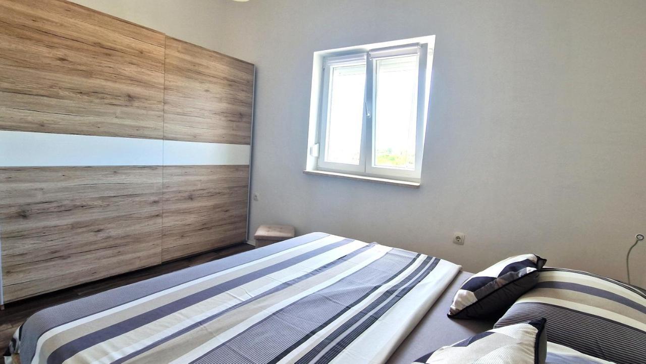 Apartment Goran Крк Экстерьер фото